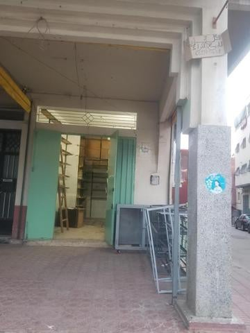 Local commercial à louer à Bettana, Salé – 36 m² avec parking